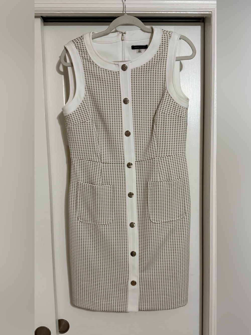 Tommy Hilfiger Ivory and Taupe Sleeveless Button-Front Knit Dress